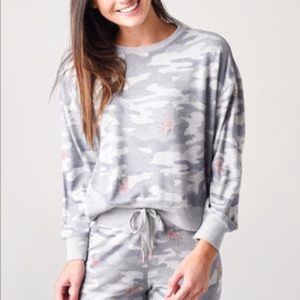 Z Supply Elle Rose Camo Long Sleeve L, XL